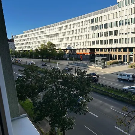 Cozy 2-bedroom 10 Min To Oktoberfest