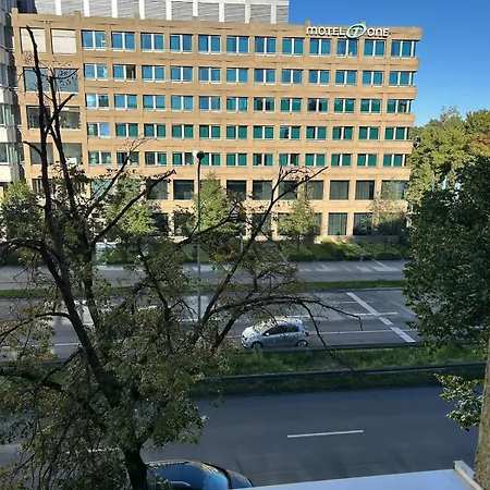 Cozy 2-bedroom 10 Min To Oktoberfest * München